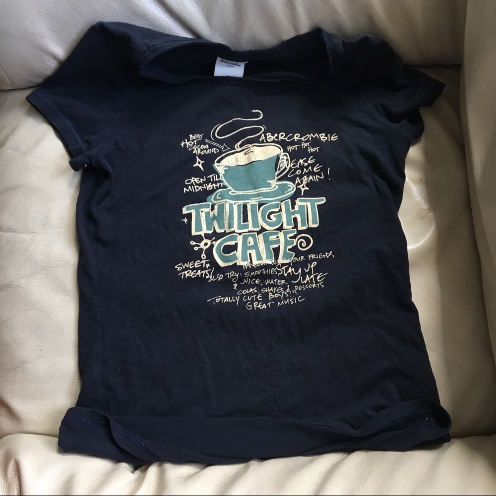 Abercrombie kids black graphic short sleeve